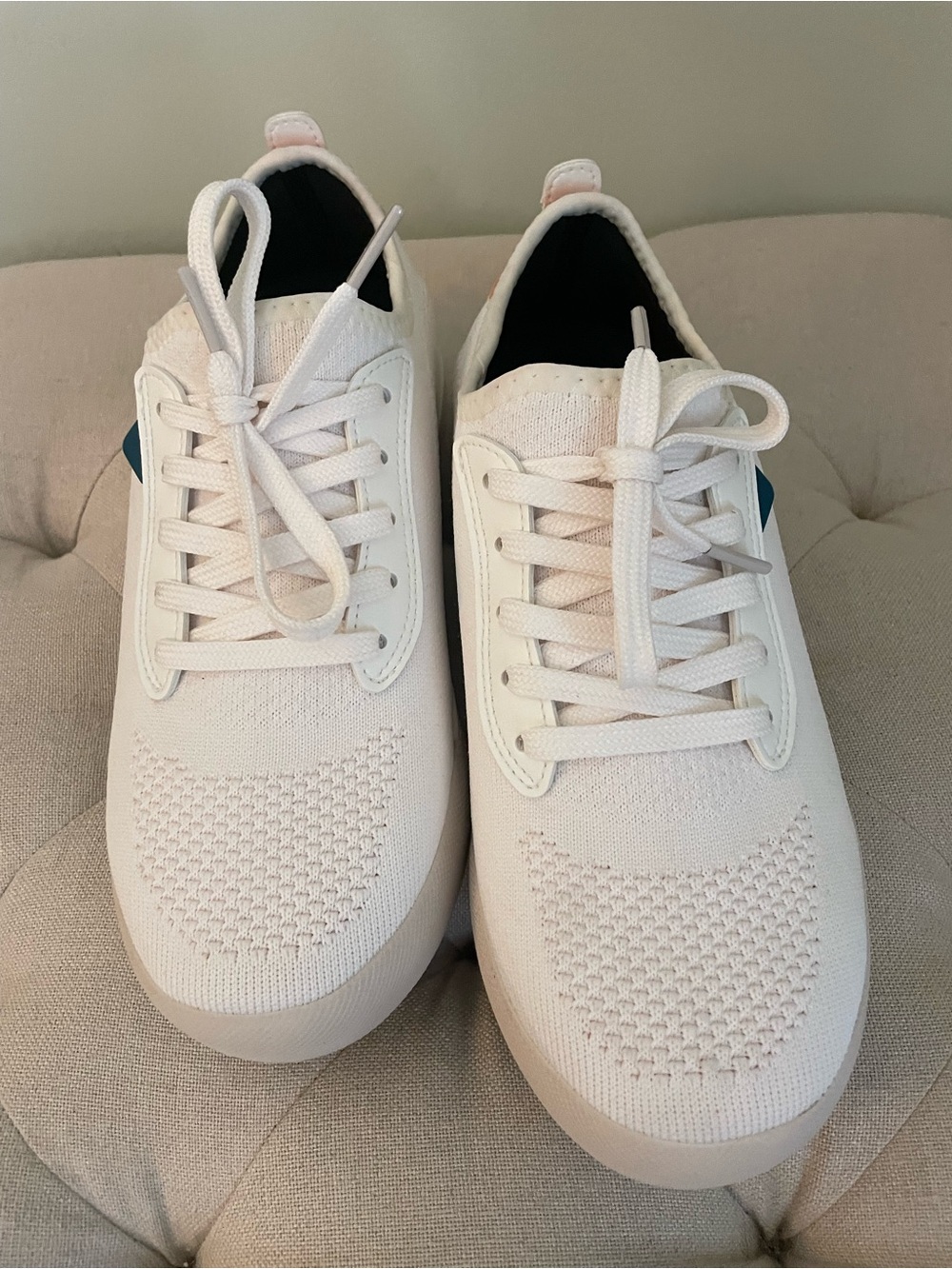 Vessi Women’s Weekend Waterproof Sneaker - Picture 2 of 11